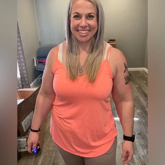 Zenana neon peach reversible cami - Picture 2 of 3